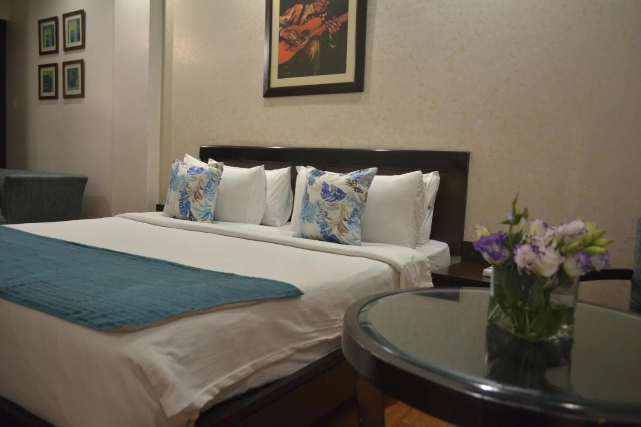 Hotel Rockland Panchsheel Enclave New Delhi Exterior photo